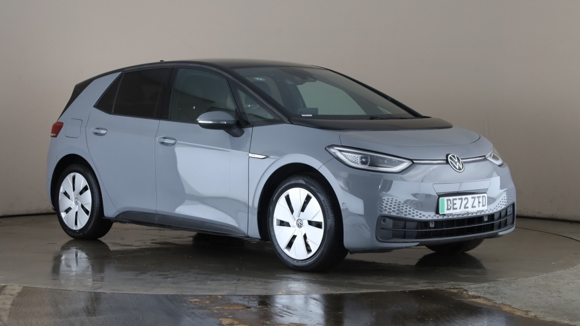 4058243 150kW Family Pro Performance 58kWh 5dr Auto