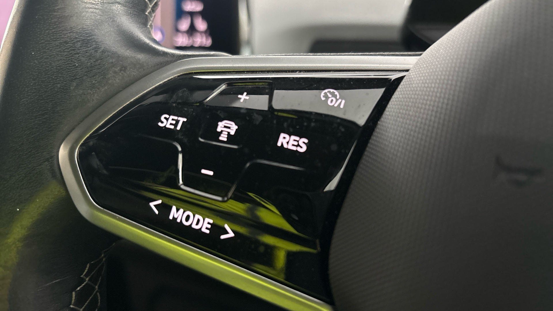 4058243 150kW Family Pro Performance 58kWh 5dr Auto