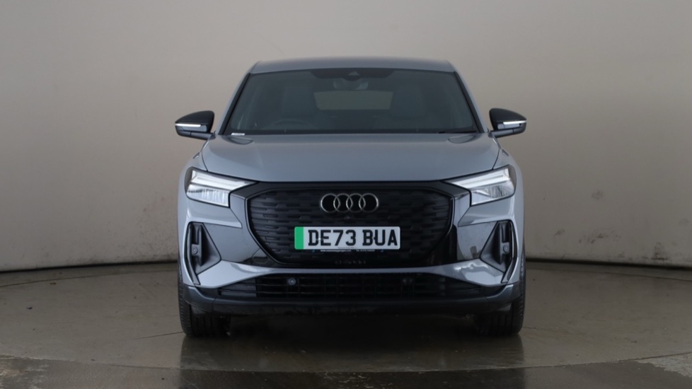 AUDI Q4 Image 8