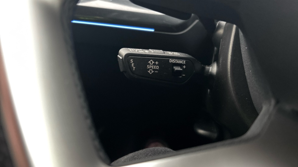AUDI Q4 cruise control