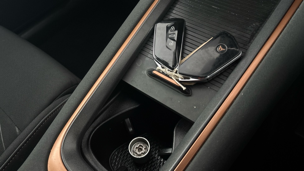 CUPRA BORN 2 keys available