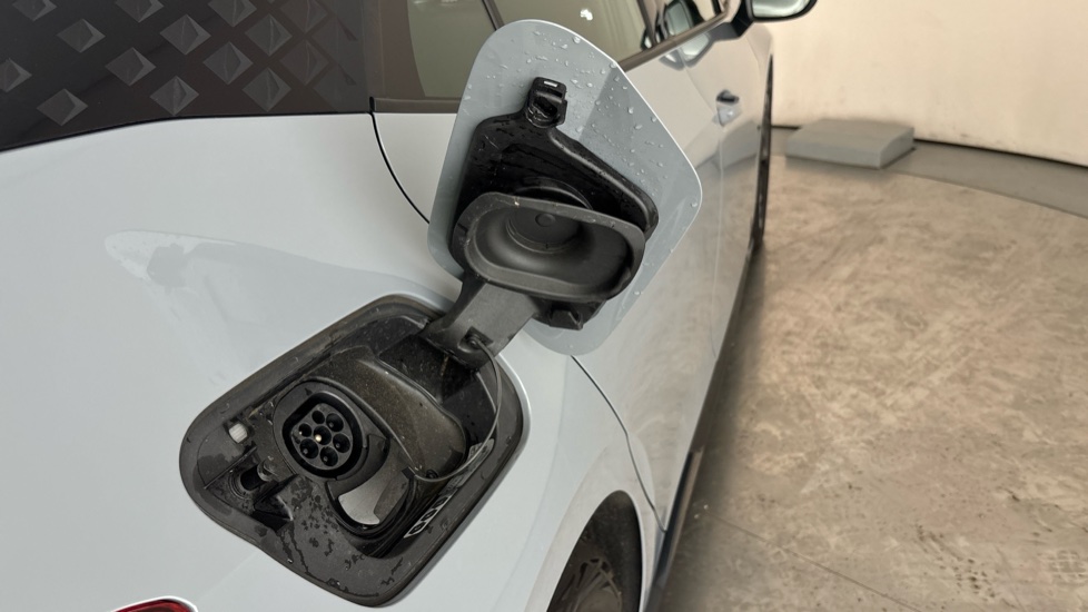 CUPRA BORN ELECTRIC HATCHBACK 150kW V1 58kWh 5dr Auto