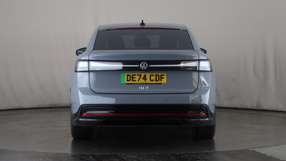 VOLKSWAGEN ID.7 Image 4