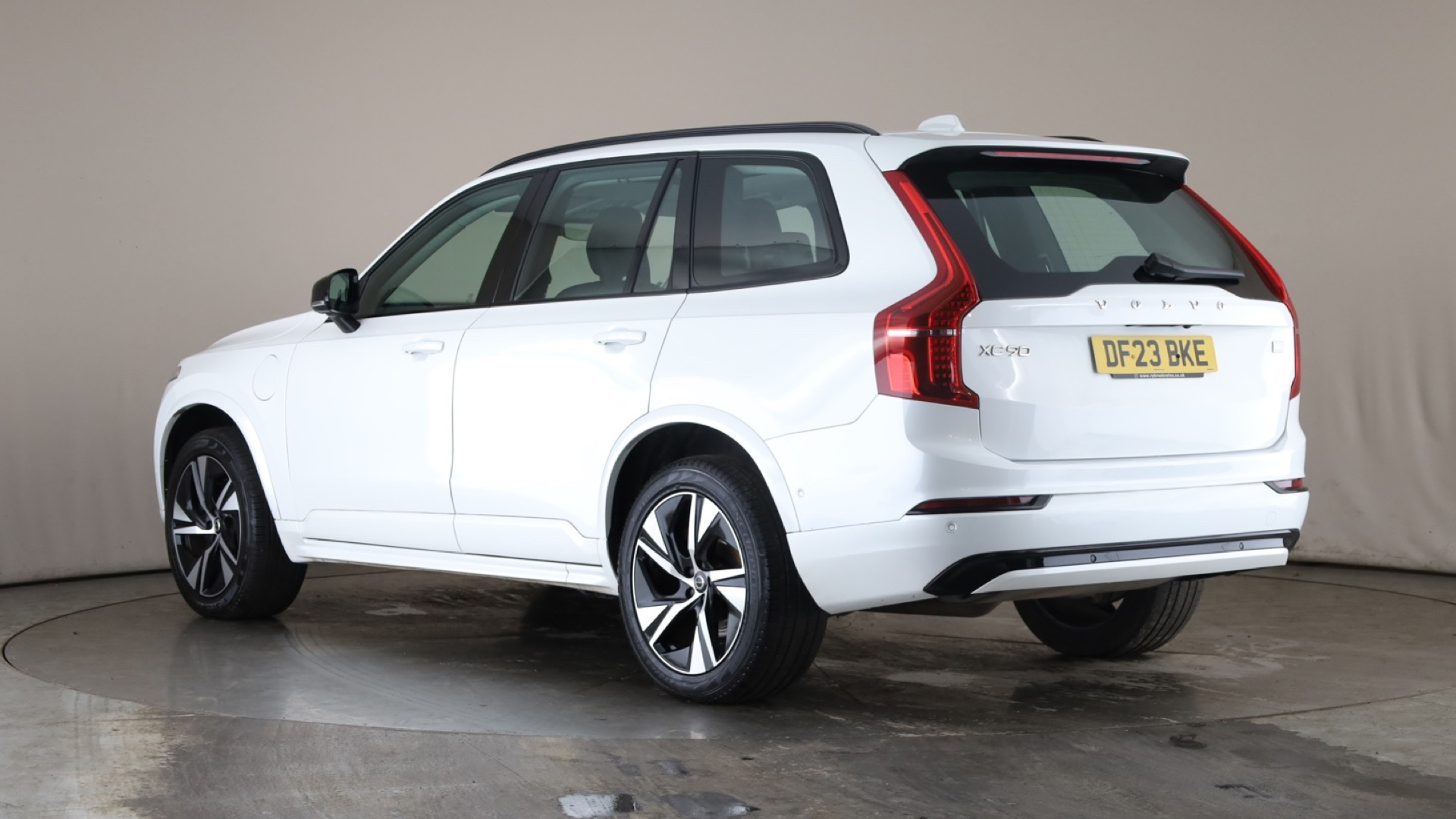 2.0 T8 [455] RC PHEV Plus Dark 5dr AWD Geartronic