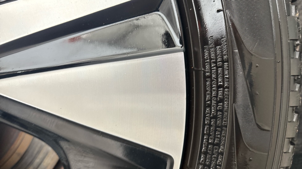 VOLVO XC90 scuff