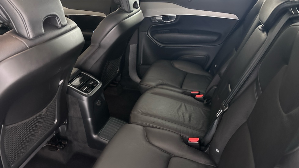VOLVO XC90 Image 14