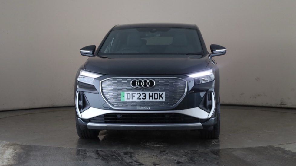 AUDI Q4 Image 8