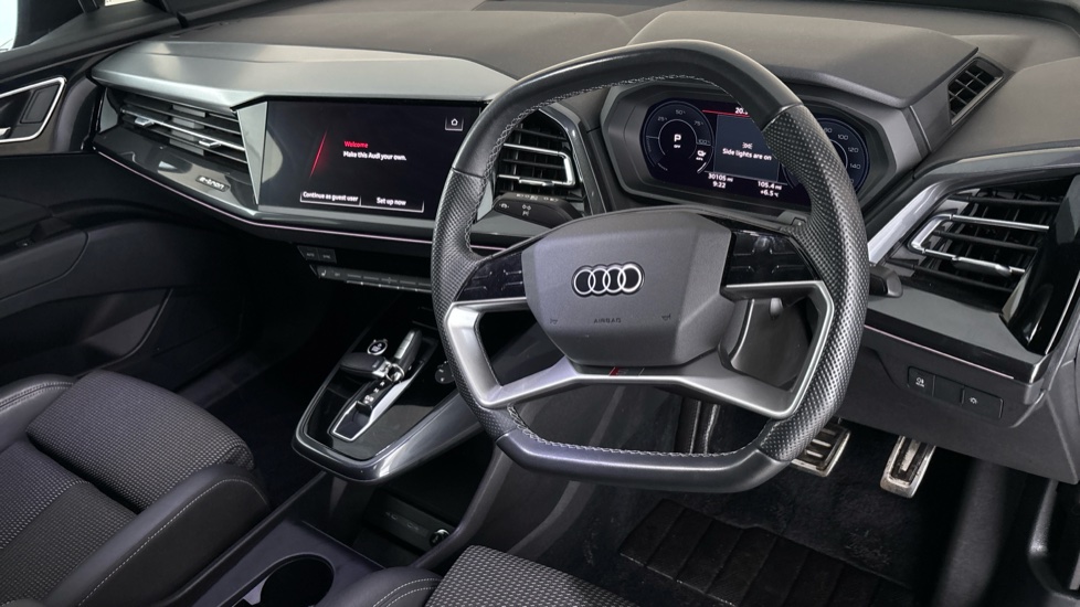 AUDI Q4 Image 9