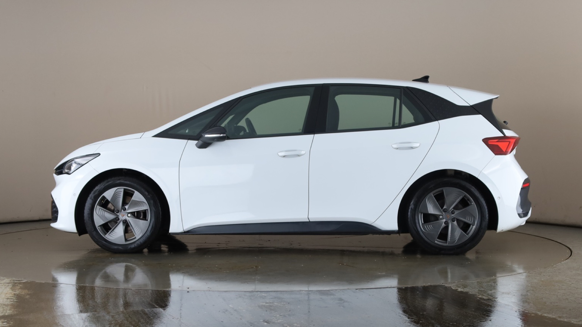 150kW V1 58kWh 5dr Auto [2023]