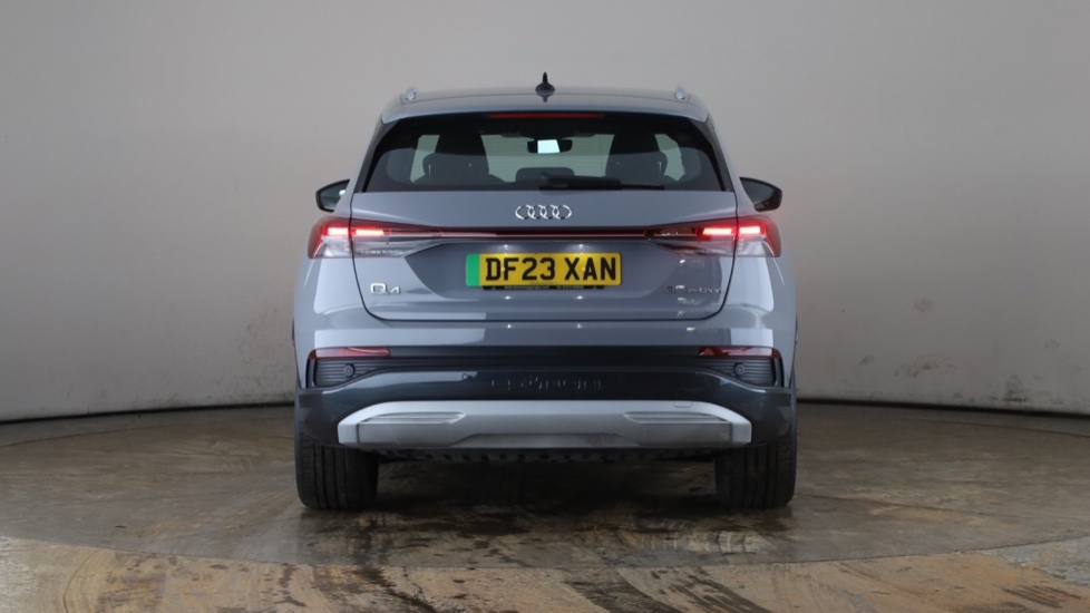 AUDI Q4 Image 4