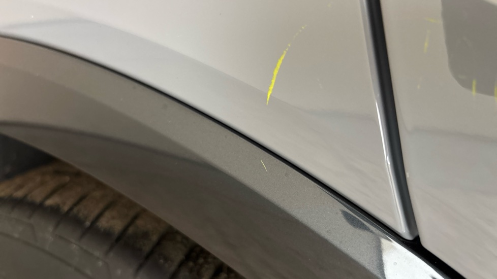 AUDI Q4 dent