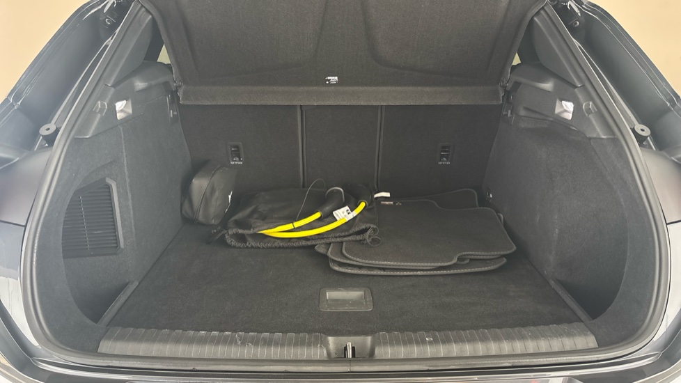 CUPRA TERRAMAR Image 15