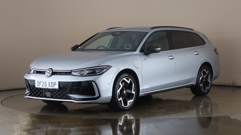 Volkswagen PASSAT ESTATE 1.5 TSI eHybrid R-Line 5dr DSG