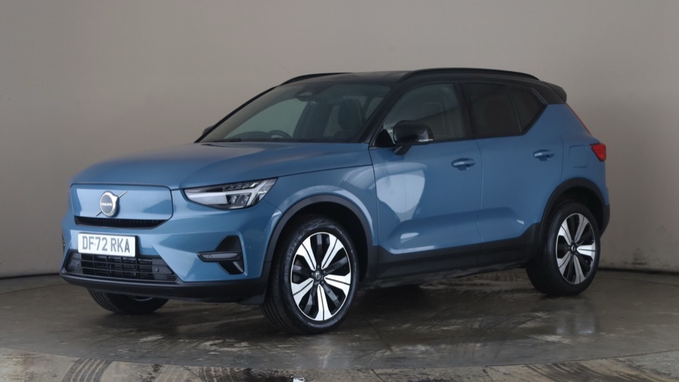 Used VOLVO XC40