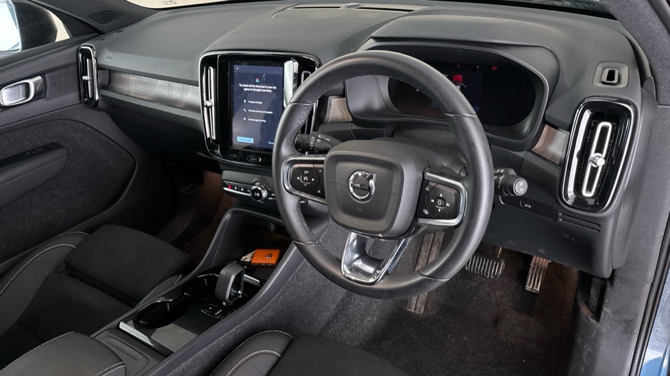 VOLVO XC40 Image 9