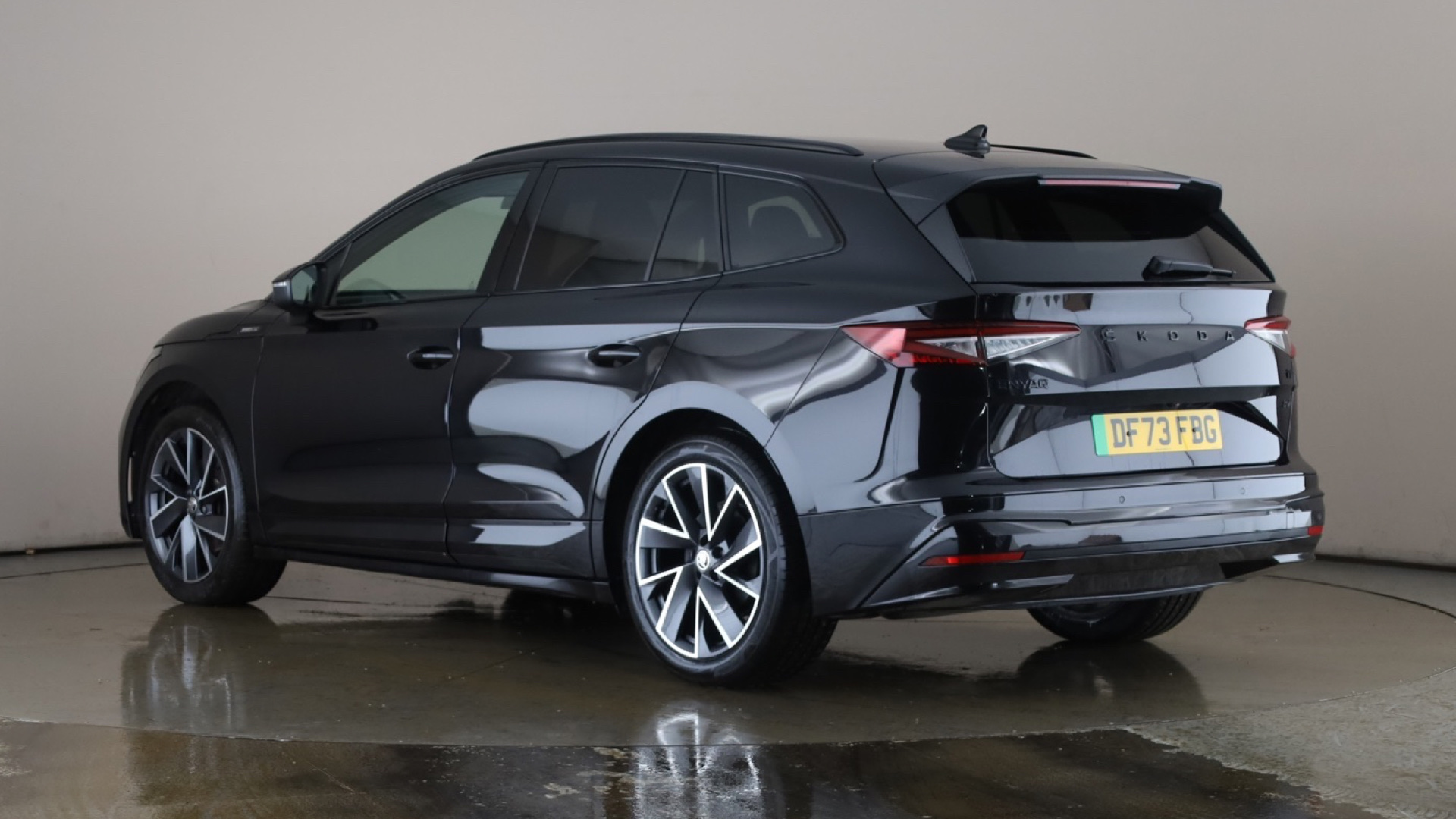 4020871 150kW 80 Sportline Plus 82kWh 5dr Auto
