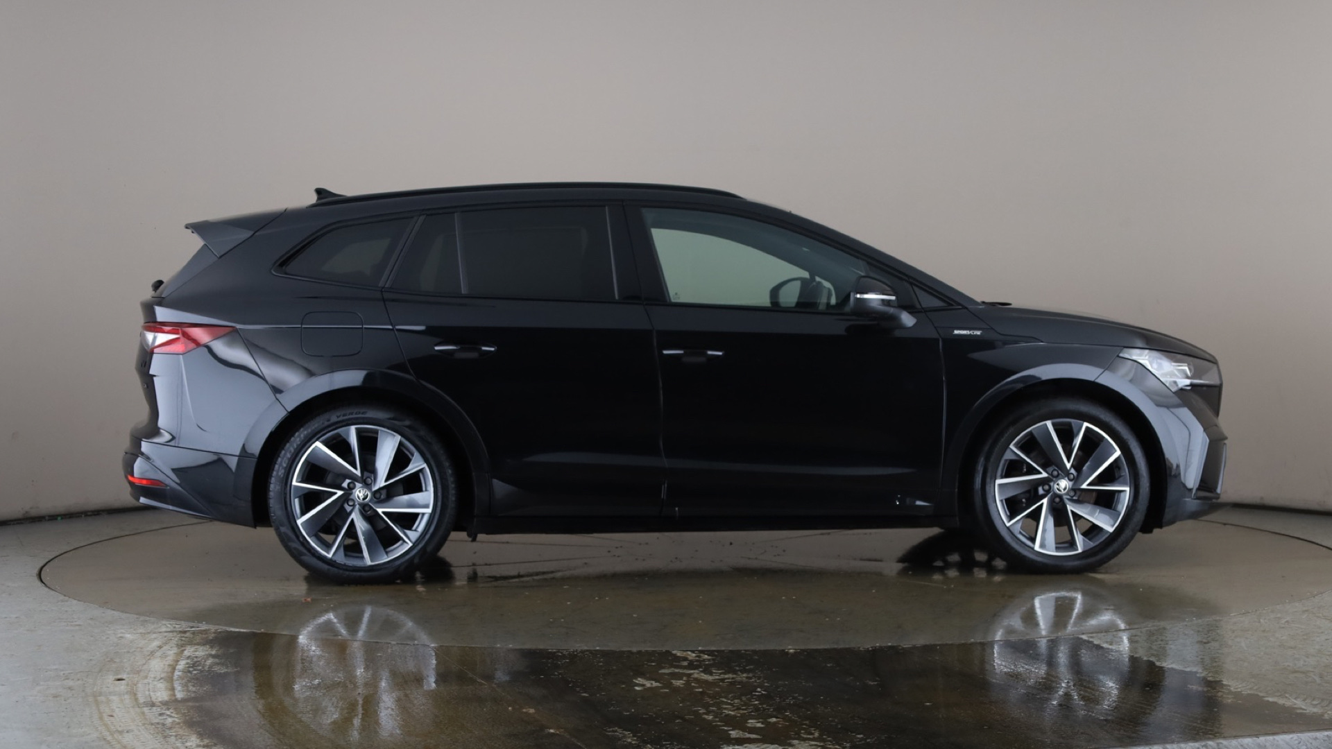 4020871 150kW 80 Sportline Plus 82kWh 5dr Auto