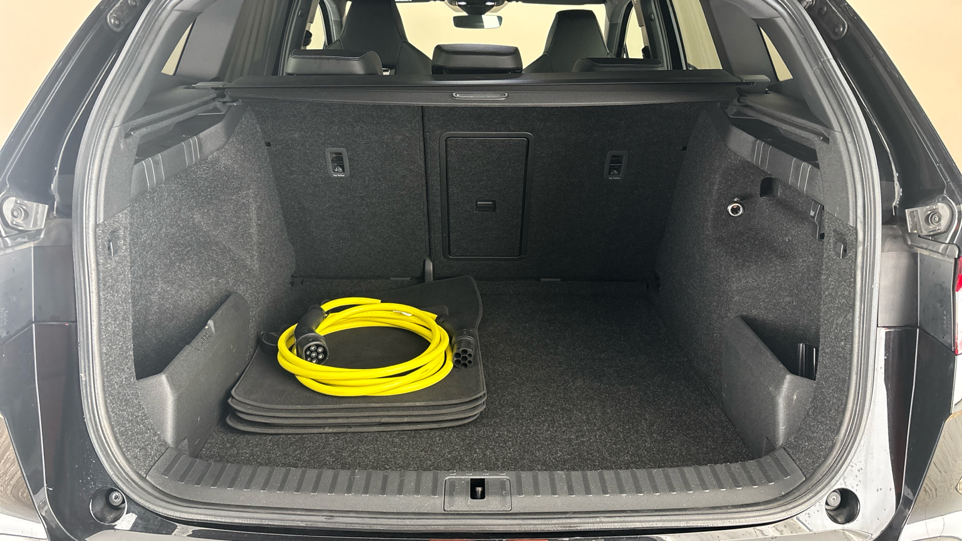 4020871 150kW 80 Sportline Plus 82kWh 5dr Auto