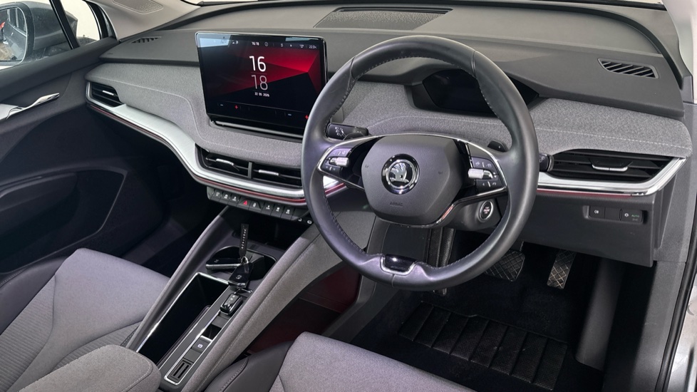 SKODA ENYAQ Image 9