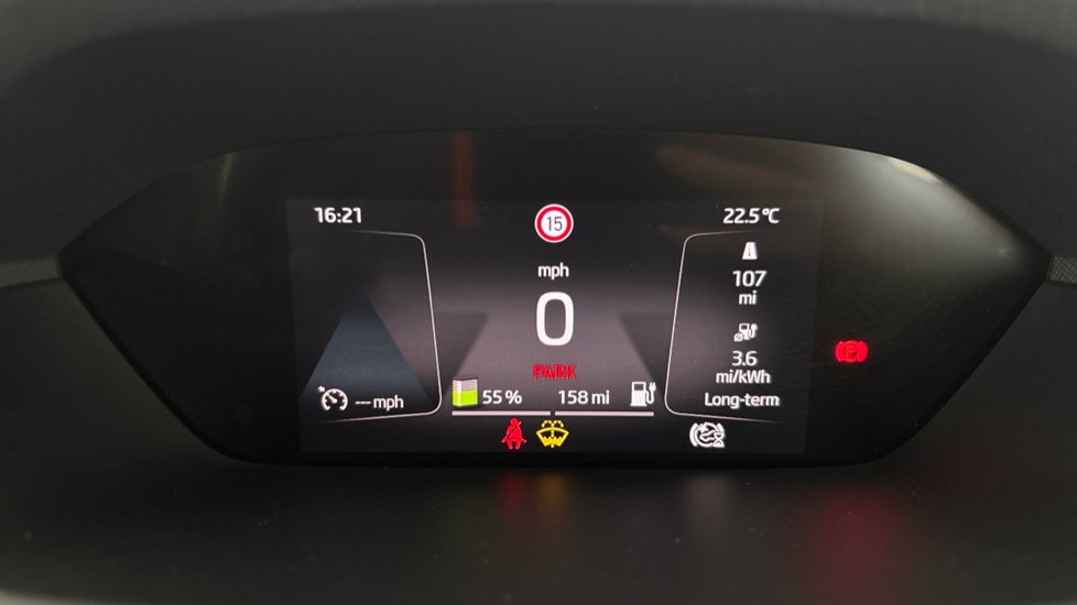 SKODA ENYAQ Image 13