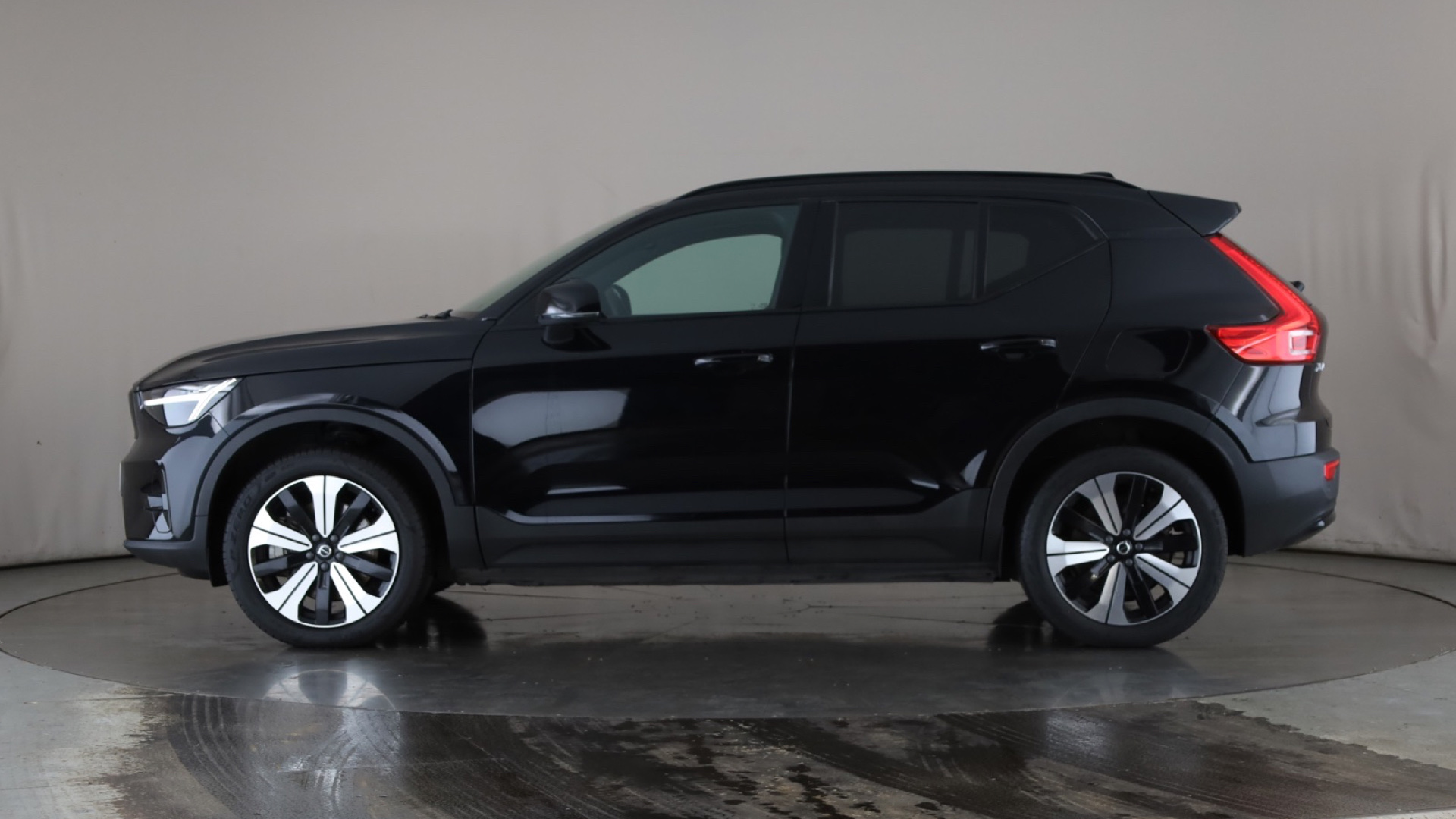 300kW Recharge Twin Plus 78kWh 5dr AWD Auto