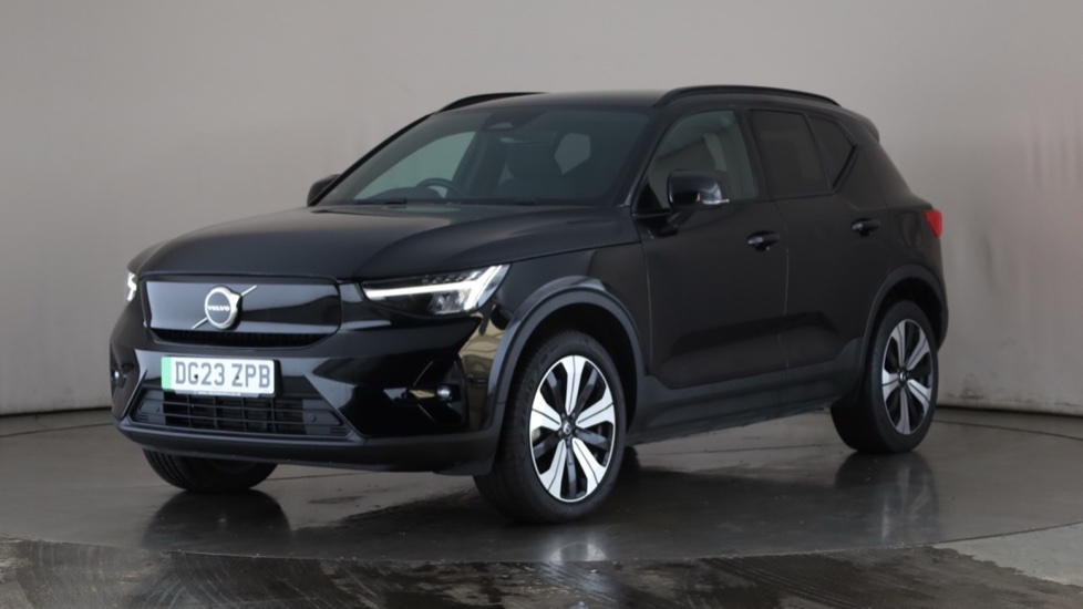 Used VOLVO XC40