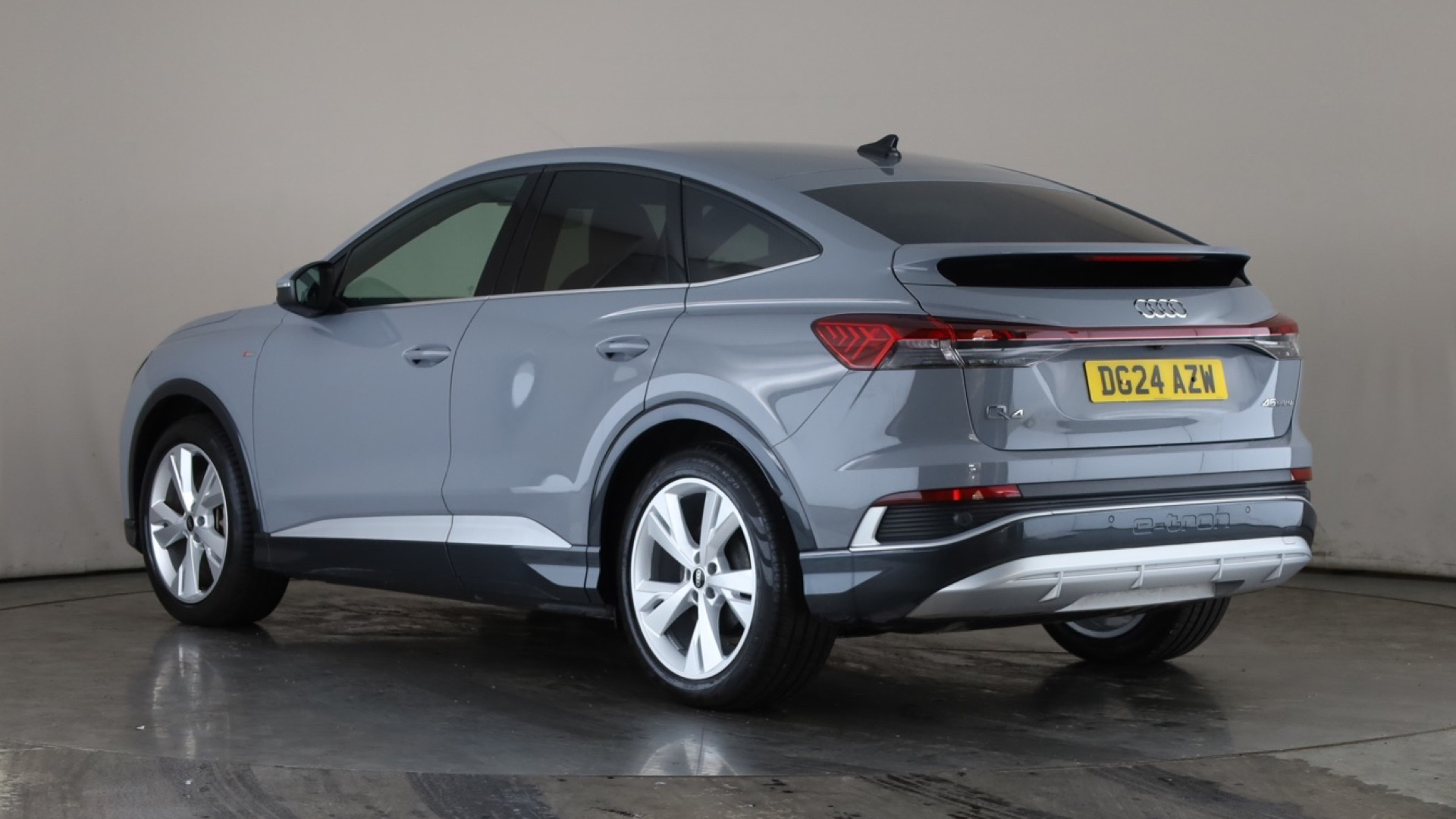 210kW 45 82kWh S Line 5dr Auto [Leather] [2024]