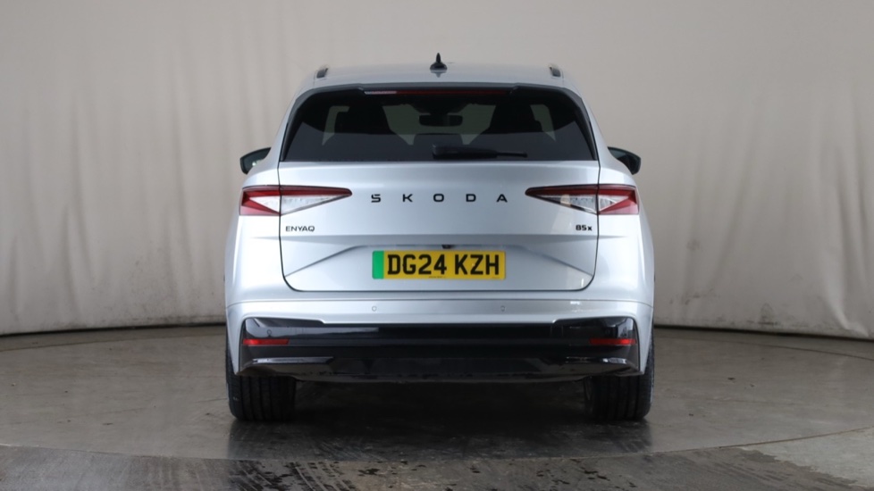 SKODA ENYAQ Image 4