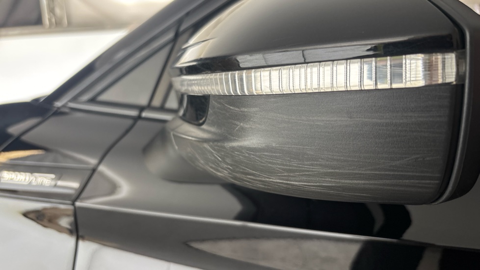 SKODA ENYAQ scuff