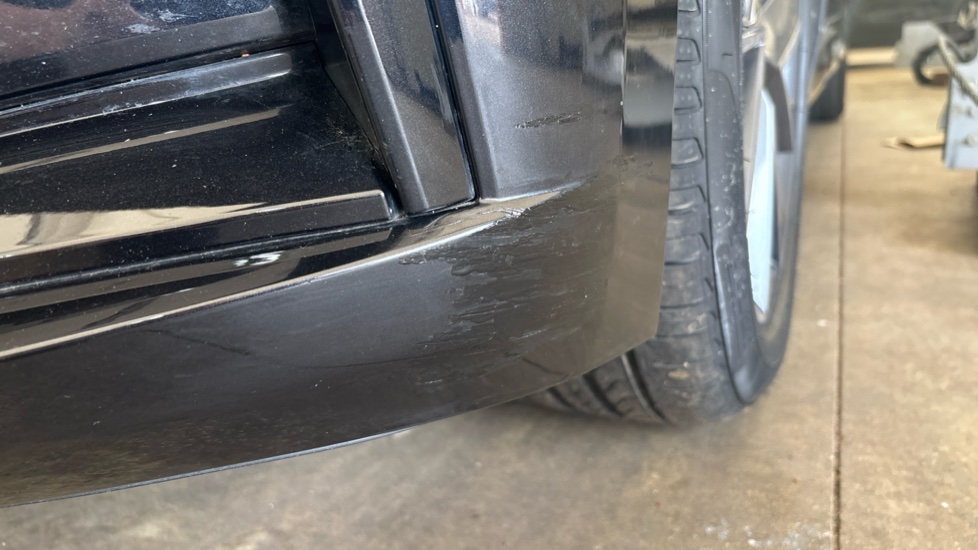 SKODA ENYAQ scuff