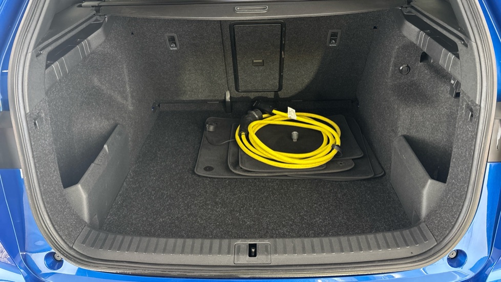 SKODA ENYAQ Image 15