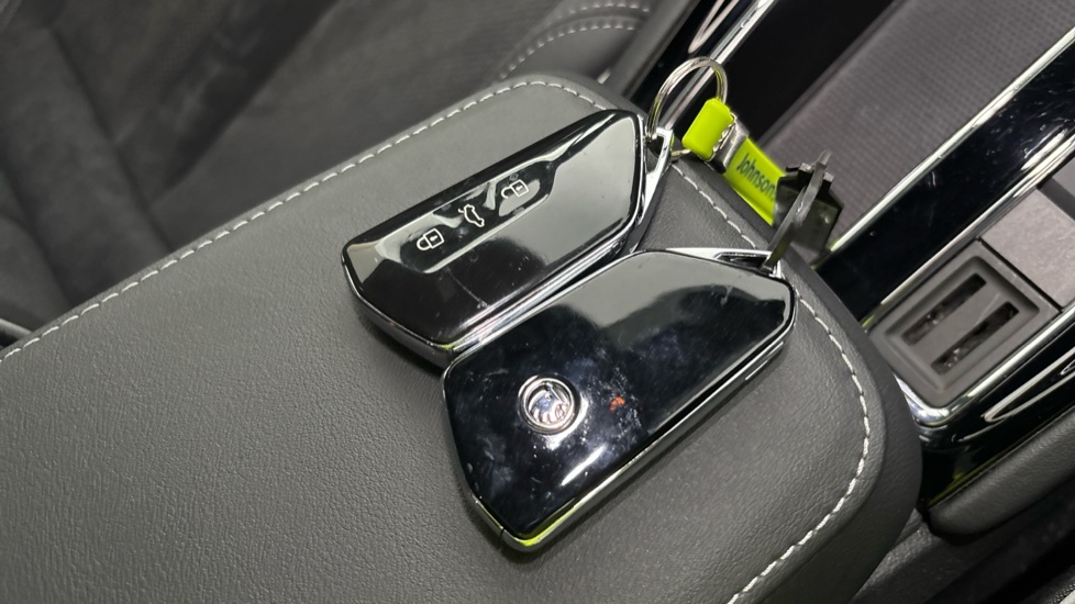 SKODA ENYAQ 2 keys