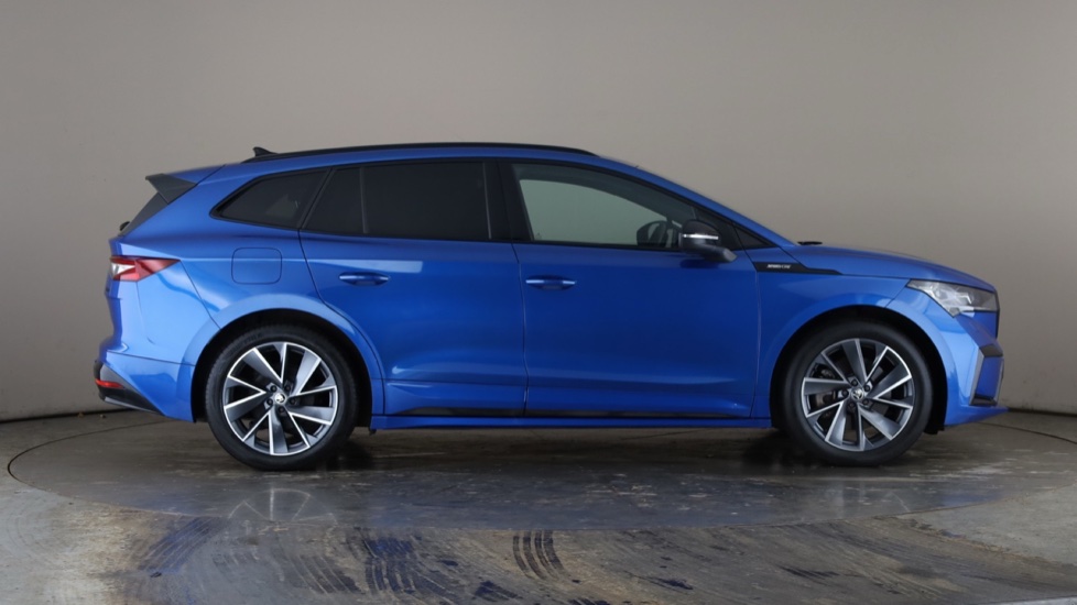 SKODA ENYAQ Image 6