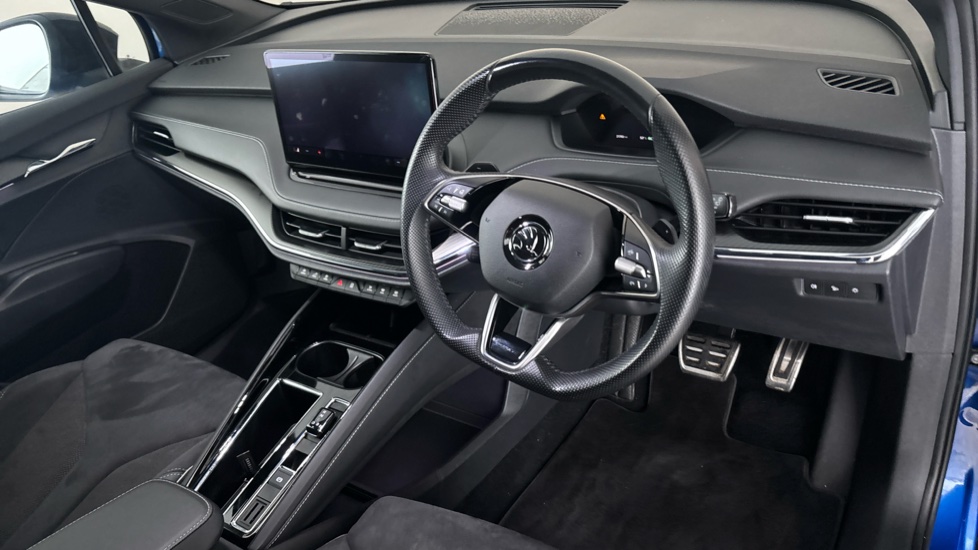 SKODA ENYAQ Image 9