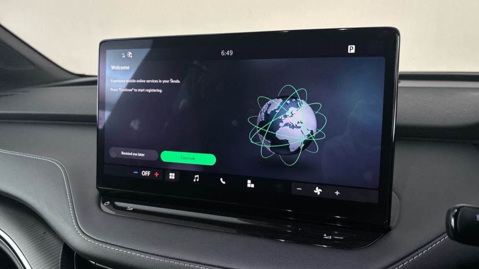 SKODA ENYAQ Image 12