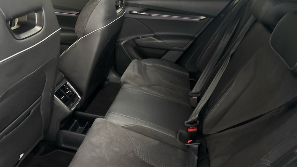 SKODA ENYAQ Image 14