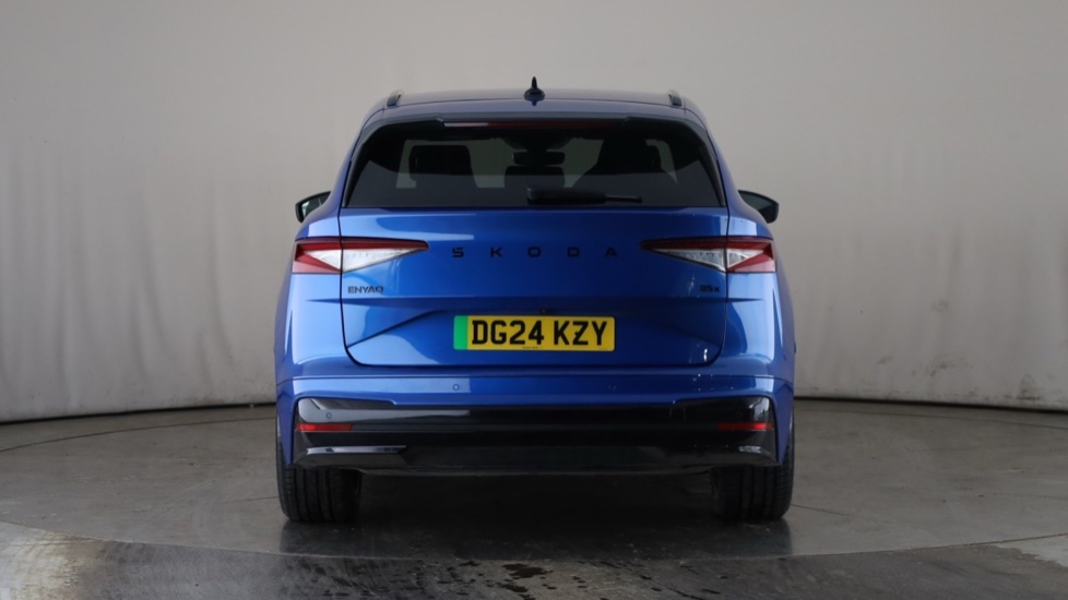 SKODA ENYAQ Image 4
