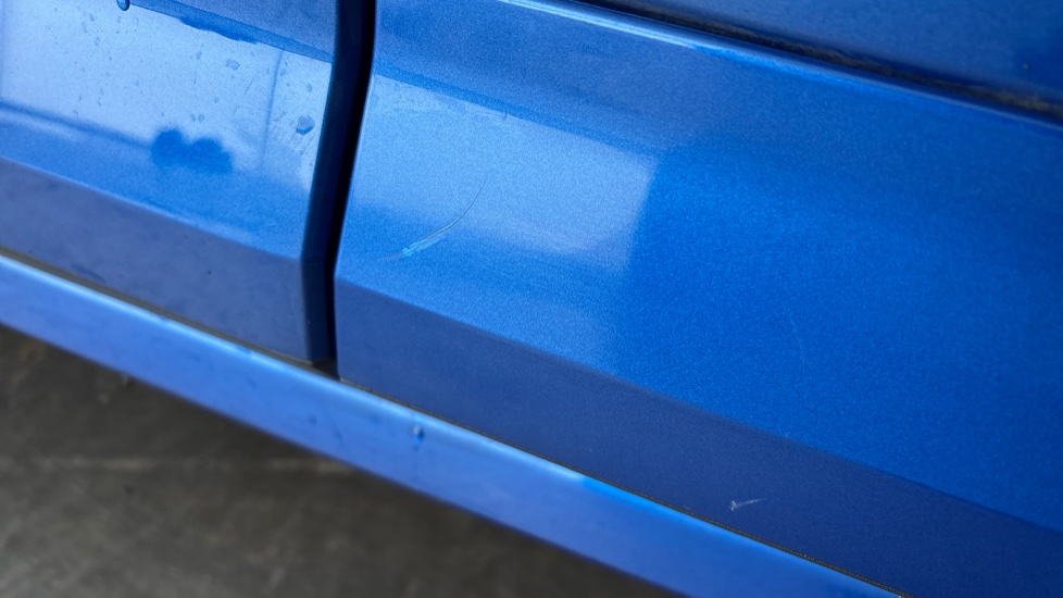 SKODA ENYAQ Scratches