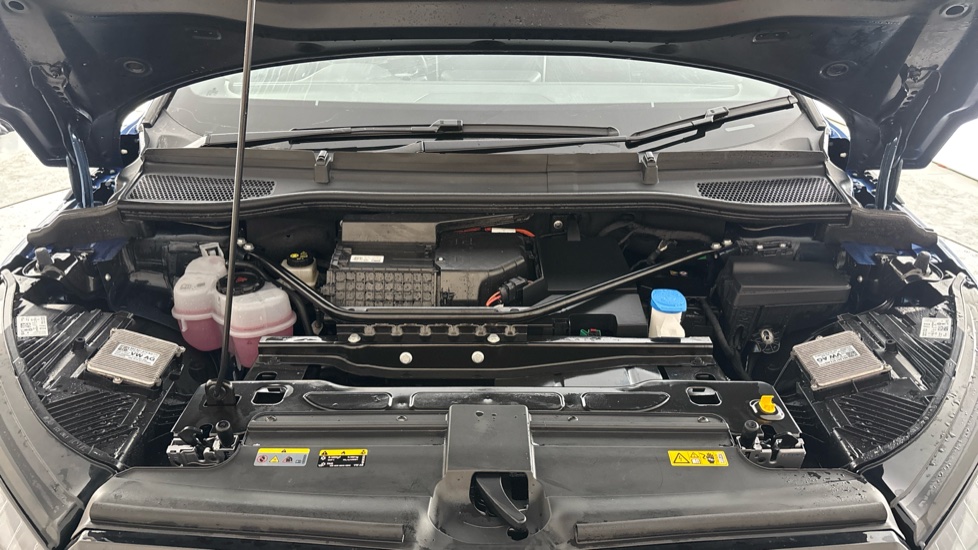 SKODA ENYAQ Image 16