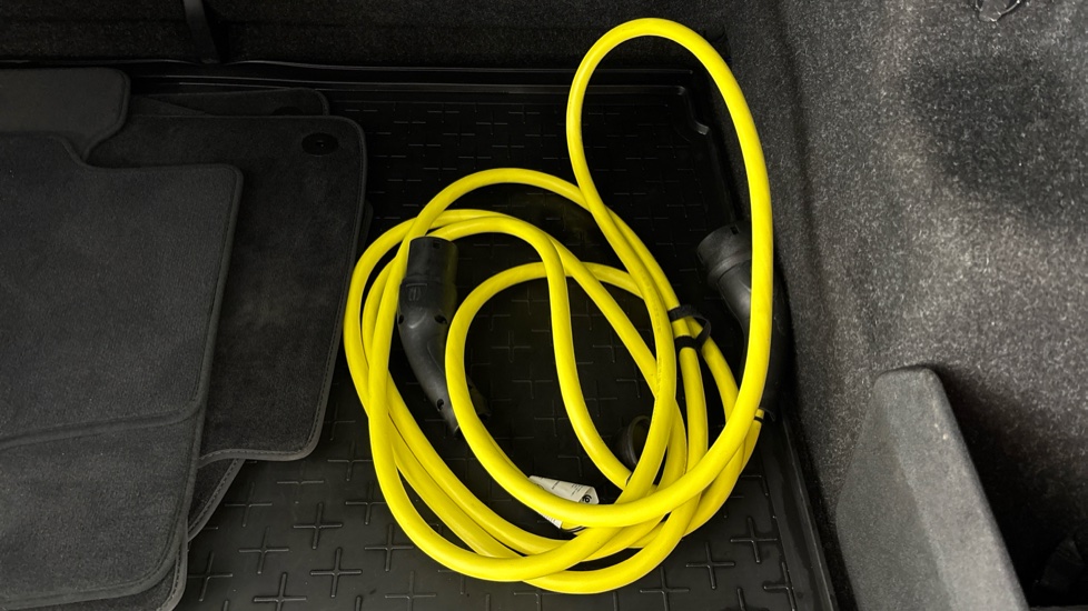 SKODA ENYAQ Image 22