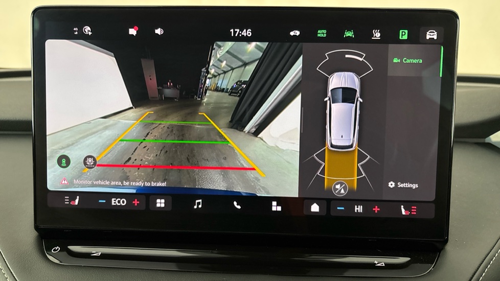 SKODA ENYAQ Reverse camera
