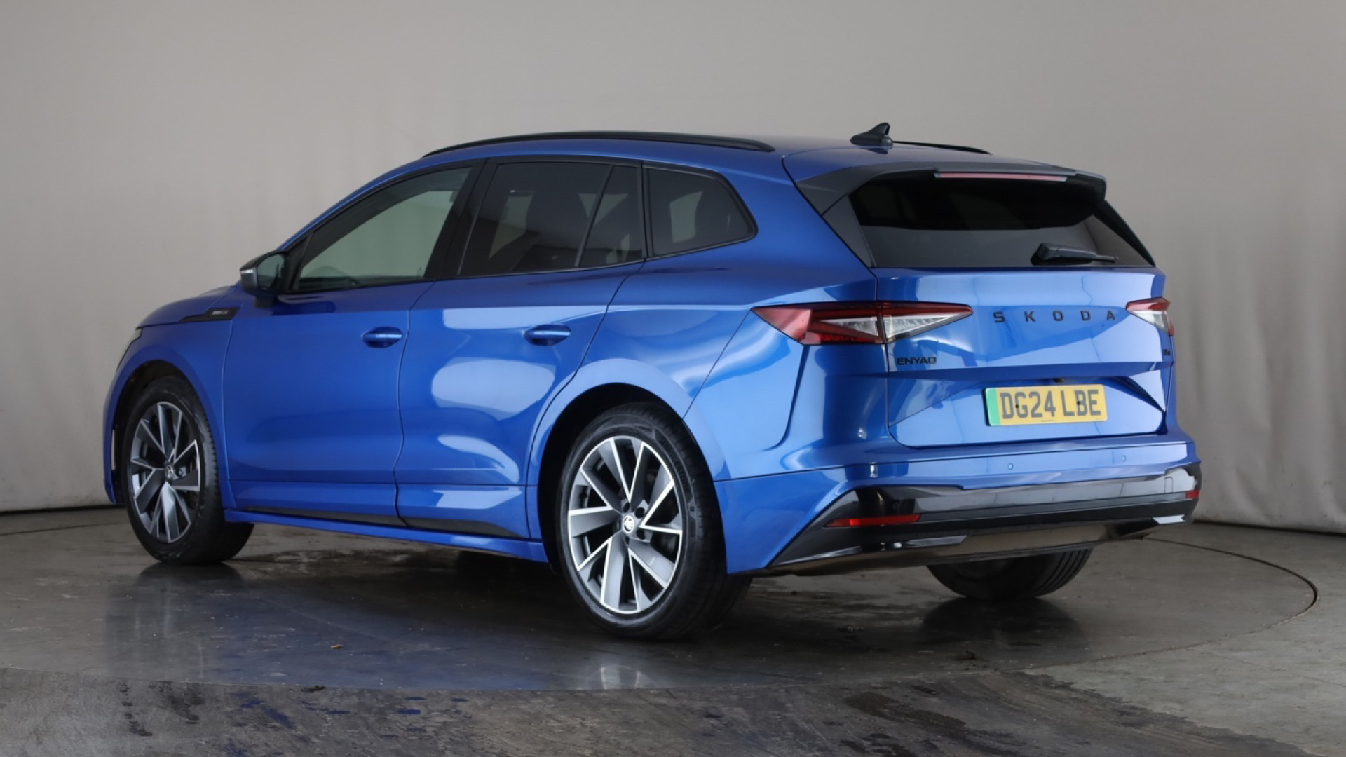 210KW 85x Sportline Plus 82KWh 4x4 5dr Auto