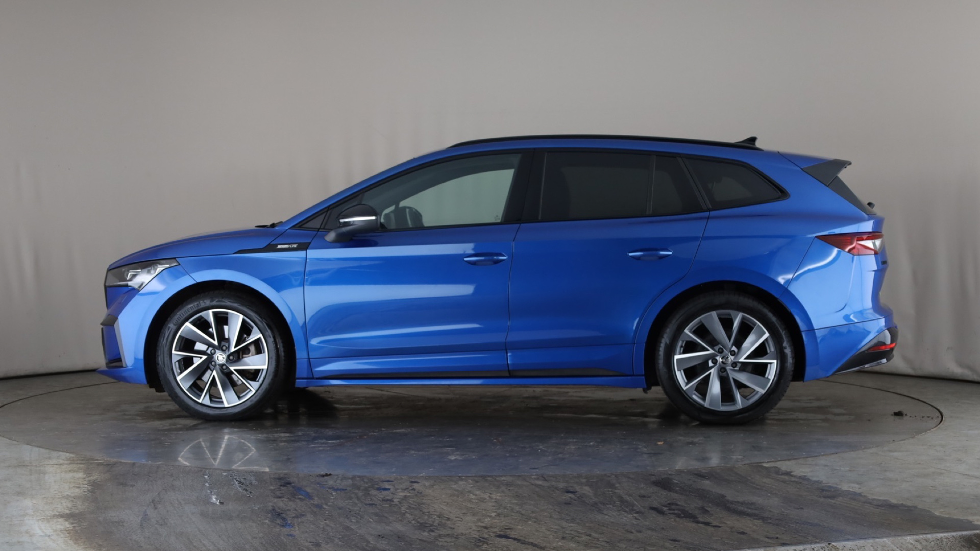 210KW 85x Sportline Plus 82KWh 4x4 5dr Auto
