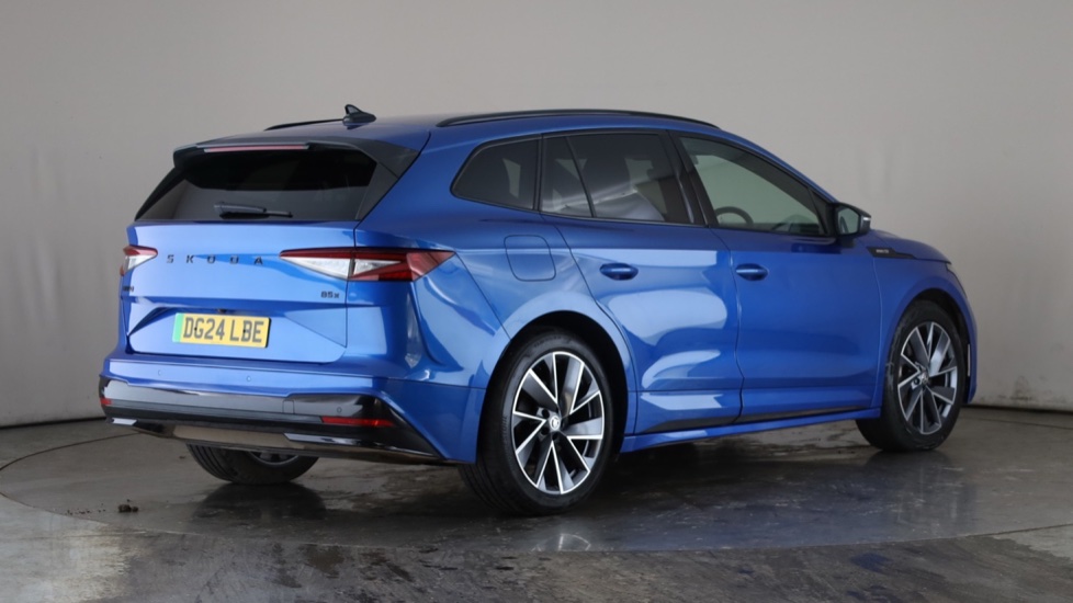 SKODA ENYAQ Image 5