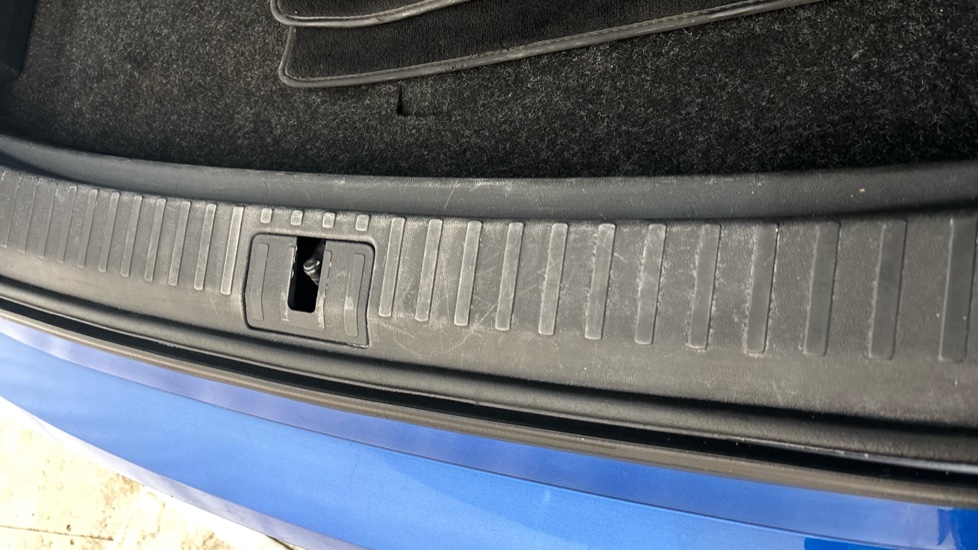SKODA ENYAQ Worn