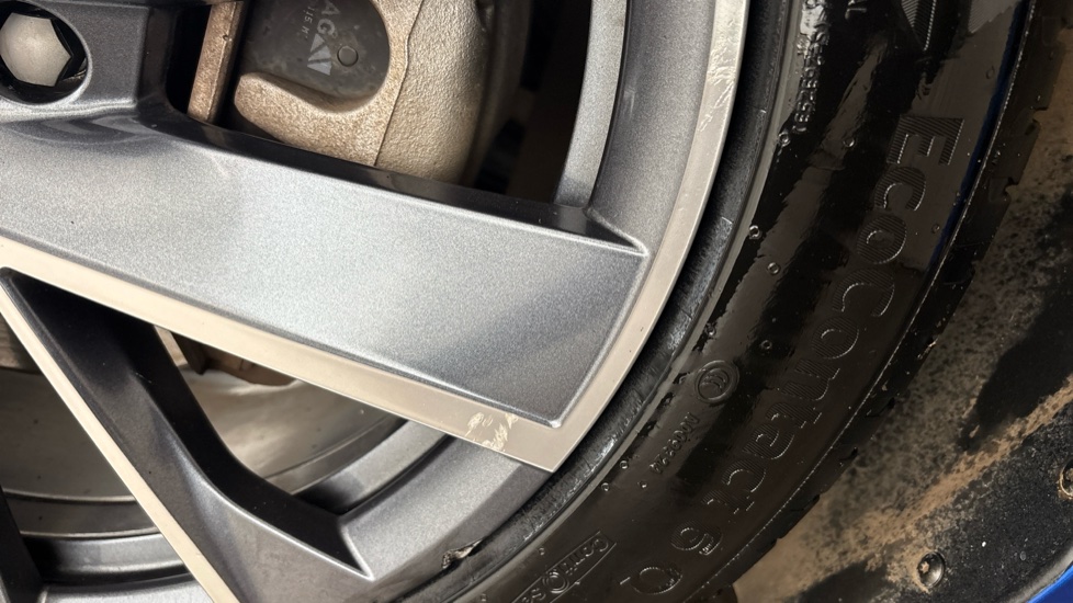 SKODA ENYAQ Scuff