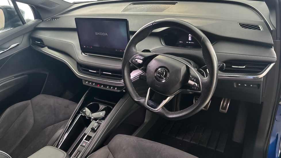 SKODA ENYAQ Image 9