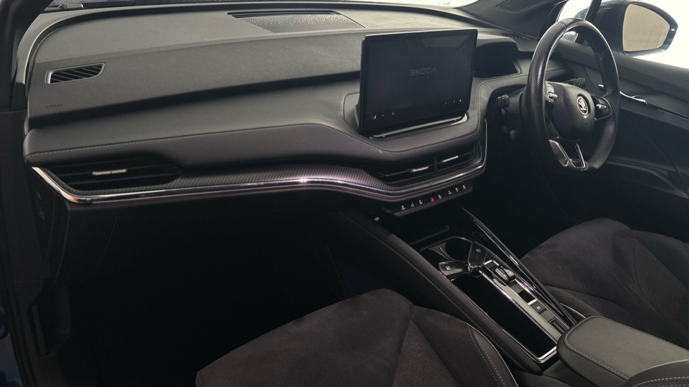 SKODA ENYAQ Image 10
