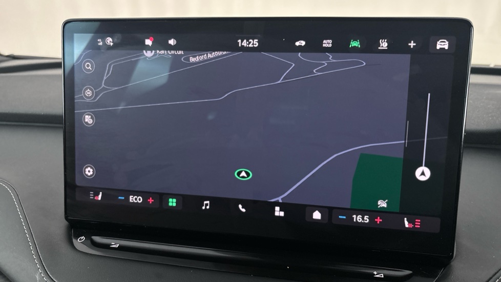 SKODA ENYAQ Image 12