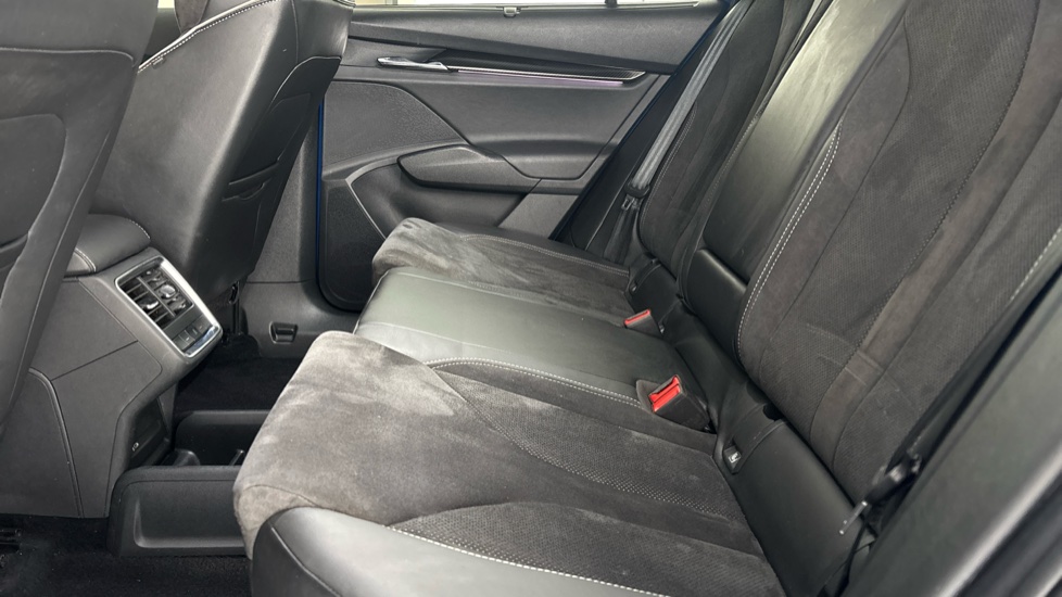 SKODA ENYAQ Image 14